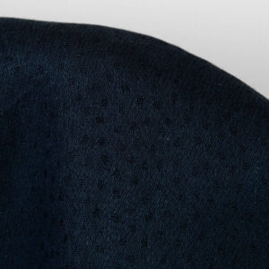 Lin-ullstoff svart med mørkeblå prikker 9 Lin-ullstoff svart med mørkeblå prikker