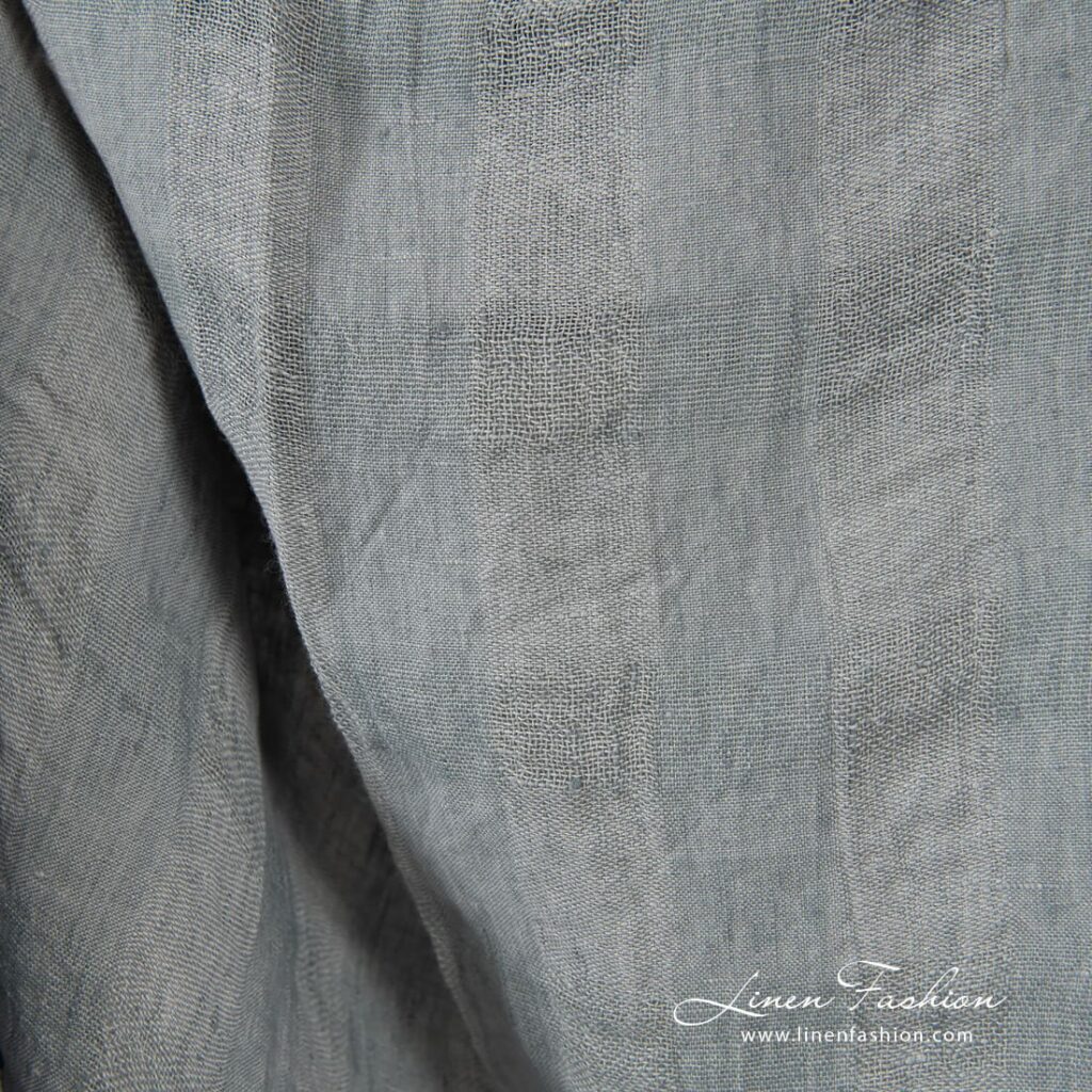 Gjennomsiktig linstoff i grå ruter vasket 3 Linen fabric in grey checks