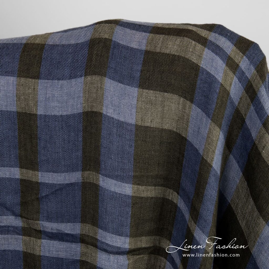 Linstoff i blå og grønne ruter vasket 2 Linen fabric in blue and green checks, specially washed