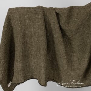 Linstoff i mosegrønn, vasket 9 Linen fabric in moss green, washed.