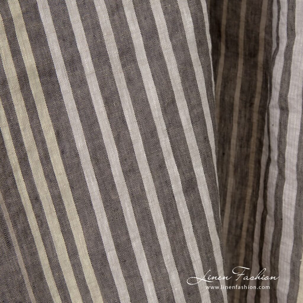 Vasket flerfarget linstoff med striper 3 Multicolored linen fabric with stripes, washed fabric