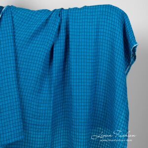Linstoff i klare blå ruter vasket 9 Linen fabric in bright blue checks