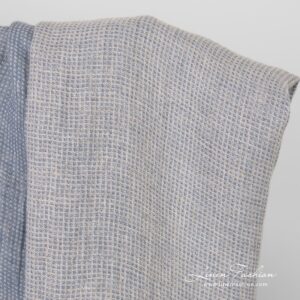 Vasket blågrått rutete linstoff 10 Bluish linen fabric, washed