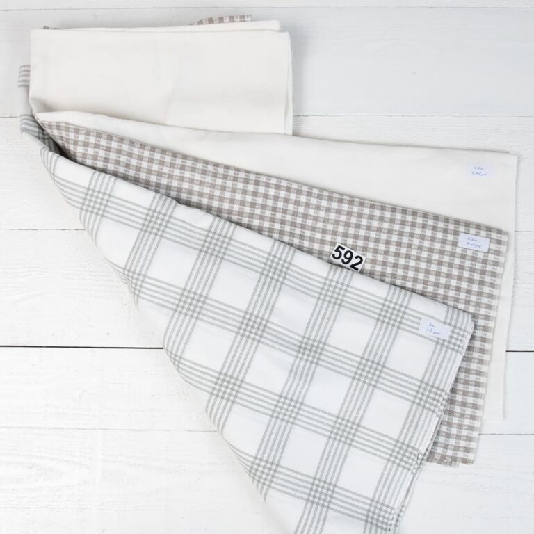 set of linen fabric cuts 592