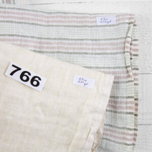 Linstoffstykker, sett nr. 766 11 Linen Fabric Cuts, Set No. 766