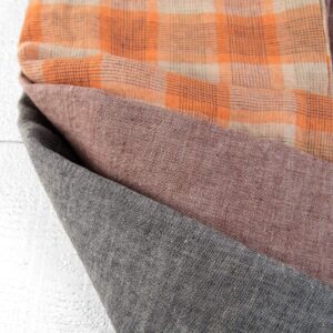 Linstoffstykker, sett nr. 769 12 Linen Fabric Cuts, Set No. 769