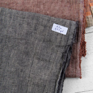 Linstoffstykker, sett nr. 769 13 Linen Fabric Cuts, Set No. 769