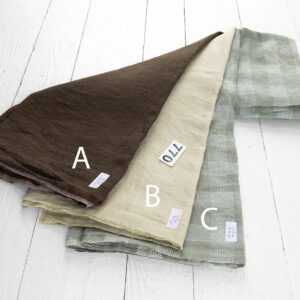 Linstoffstykker, sett nr. 770 15 Linen Fabric Cuts, Set No. 770