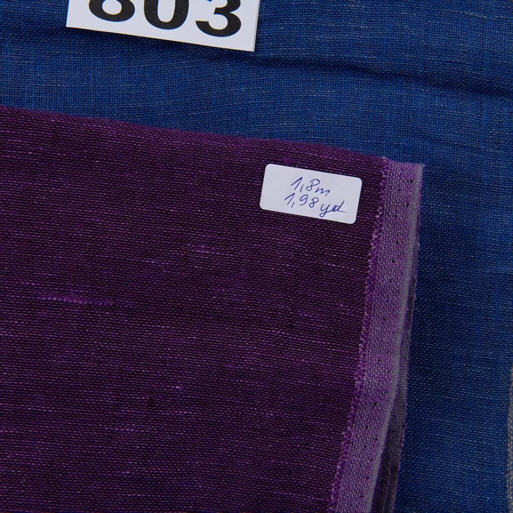 Linstoffstykker, sett nr. 803 3 Linen Fabric Cuts, Set No. 803