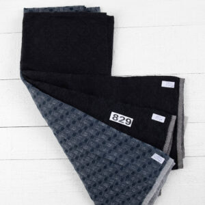 Lin-ull stoffstykker, sett nr. 829 11 Linen-Wool Fabric Cuts, Set No. 829