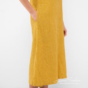 Yellow dress of 100% linen fabric.