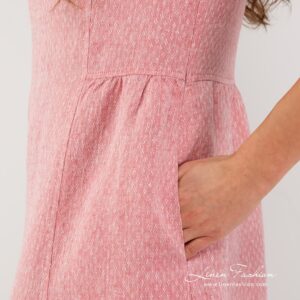Rosy dress of 100% linen fabric.