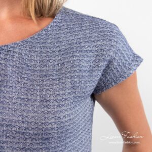 SAINT TROPEZ blue linen blouse sleeves