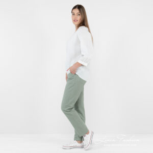 linen blouse white, full view from one side3.