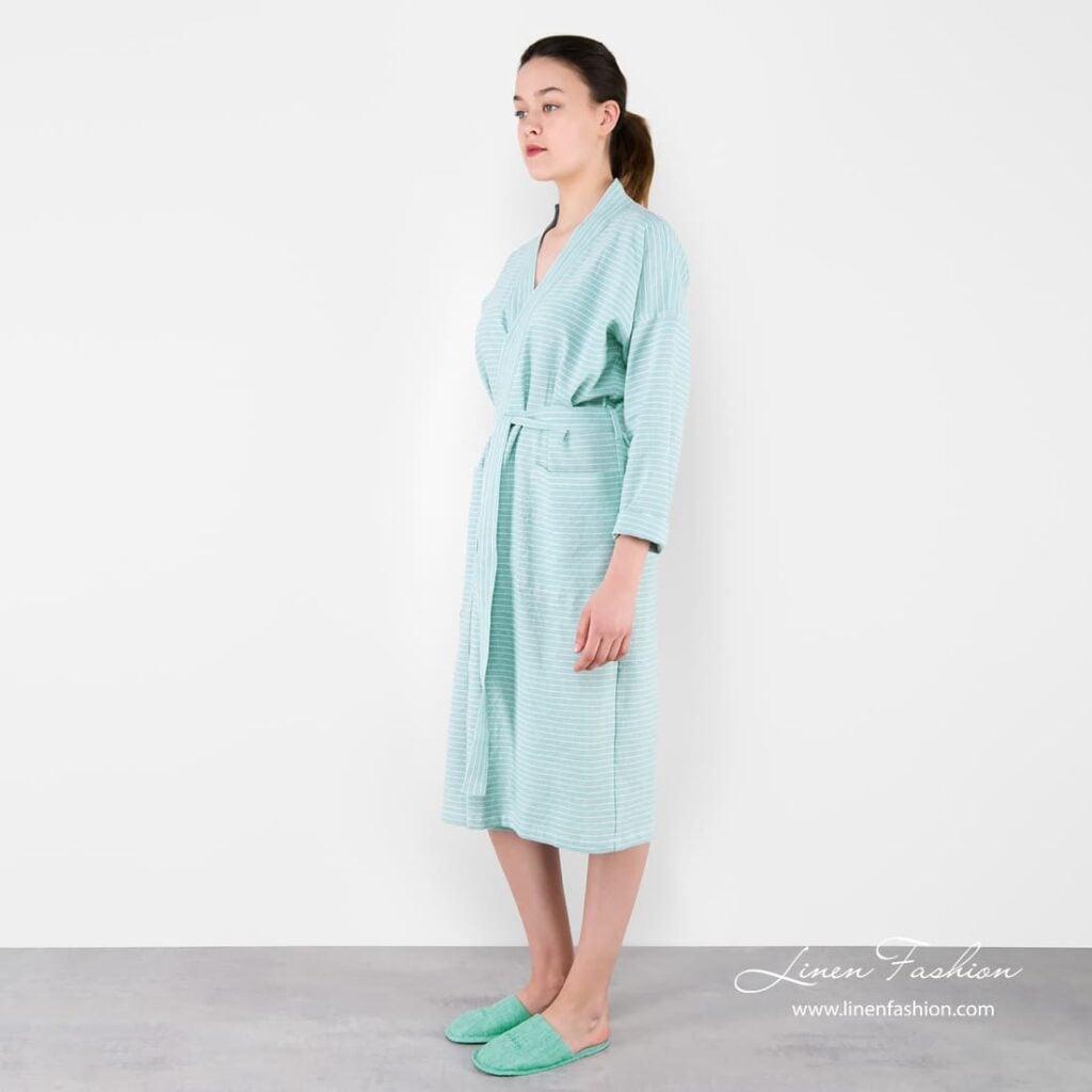 MARY Badekåpe lys grønn 5 Womens robe in light green color, MARY.