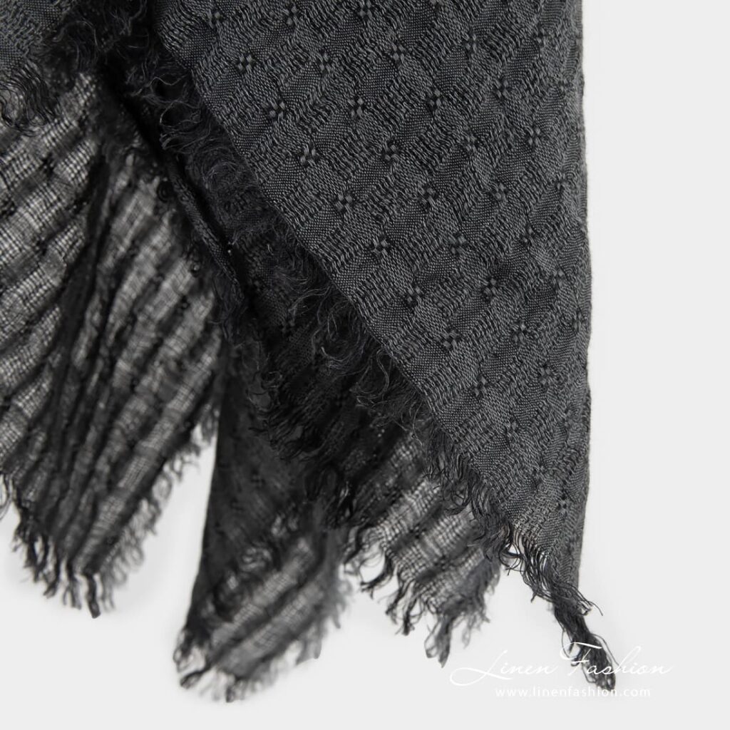 GALAXY Skjerf grått 4 GALAXY grey 100% linen scarf with fringes