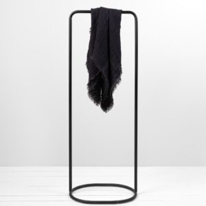 INO Skjerf svart 10 black linen scarf, washed