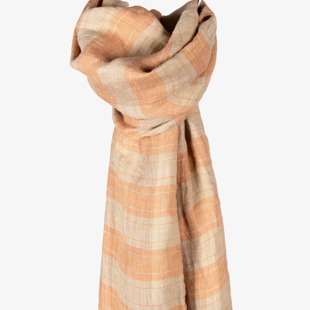SITI Sjal brunt 1 SITI brown linen scarf