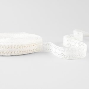 Linen lace off-white No. 96