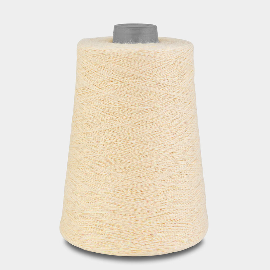 Linen Yarns In Cream - 6(8)